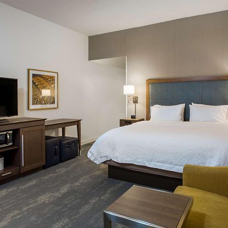 Hampton Inn & Suites Newport/Cincinnati, Ky מראה חיצוני תמונה