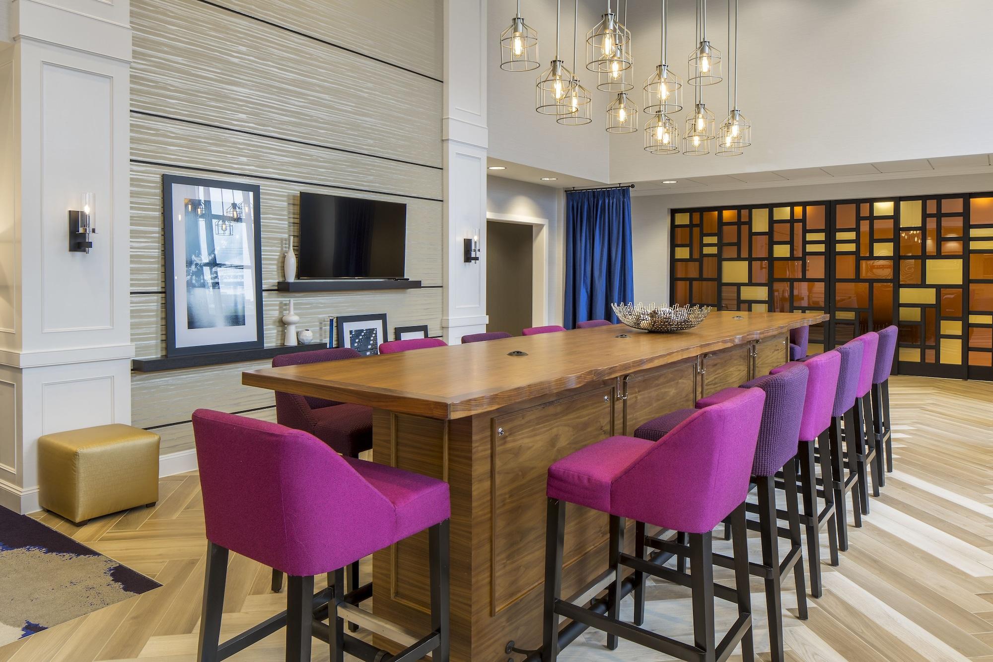 Hampton Inn & Suites Newport/Cincinnati, Ky מראה חיצוני תמונה