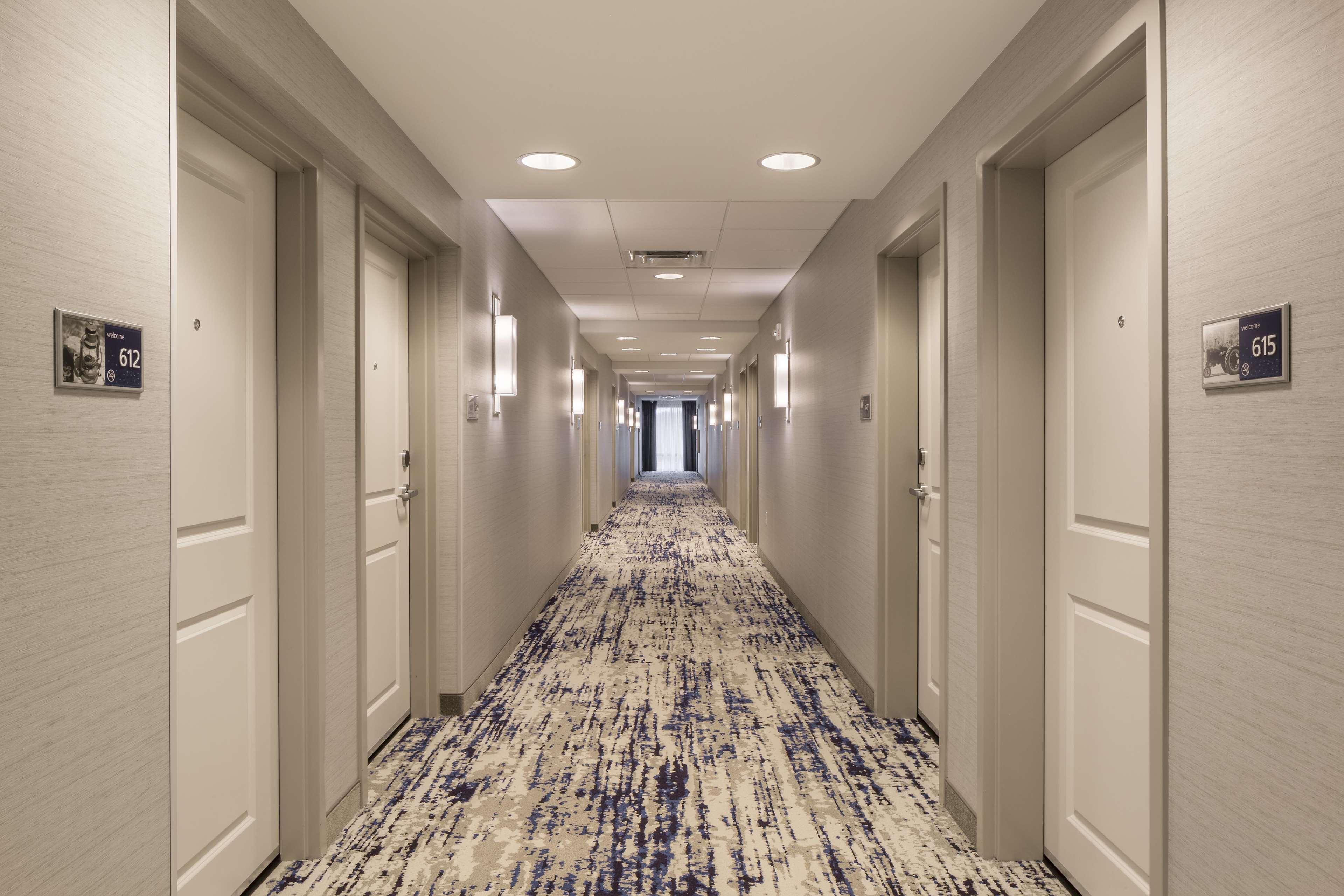 Hampton Inn & Suites Newport/Cincinnati, Ky מראה חיצוני תמונה