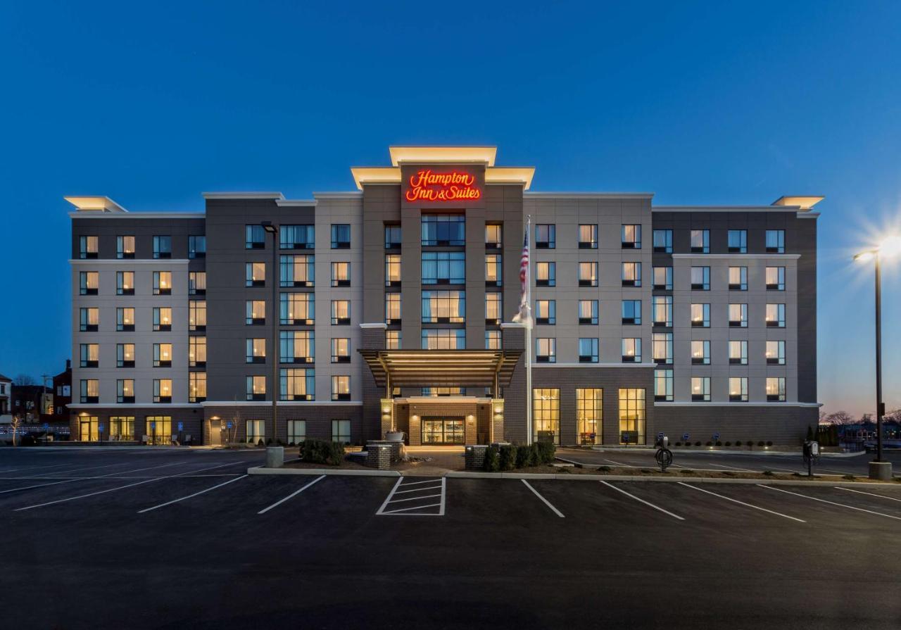 Hampton Inn & Suites Newport/Cincinnati, Ky מראה חיצוני תמונה
